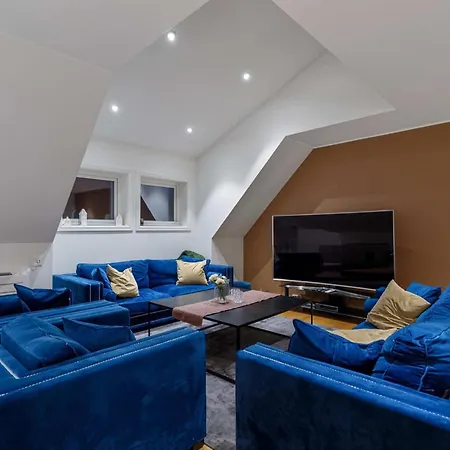 Bramy The Lux Penthouse